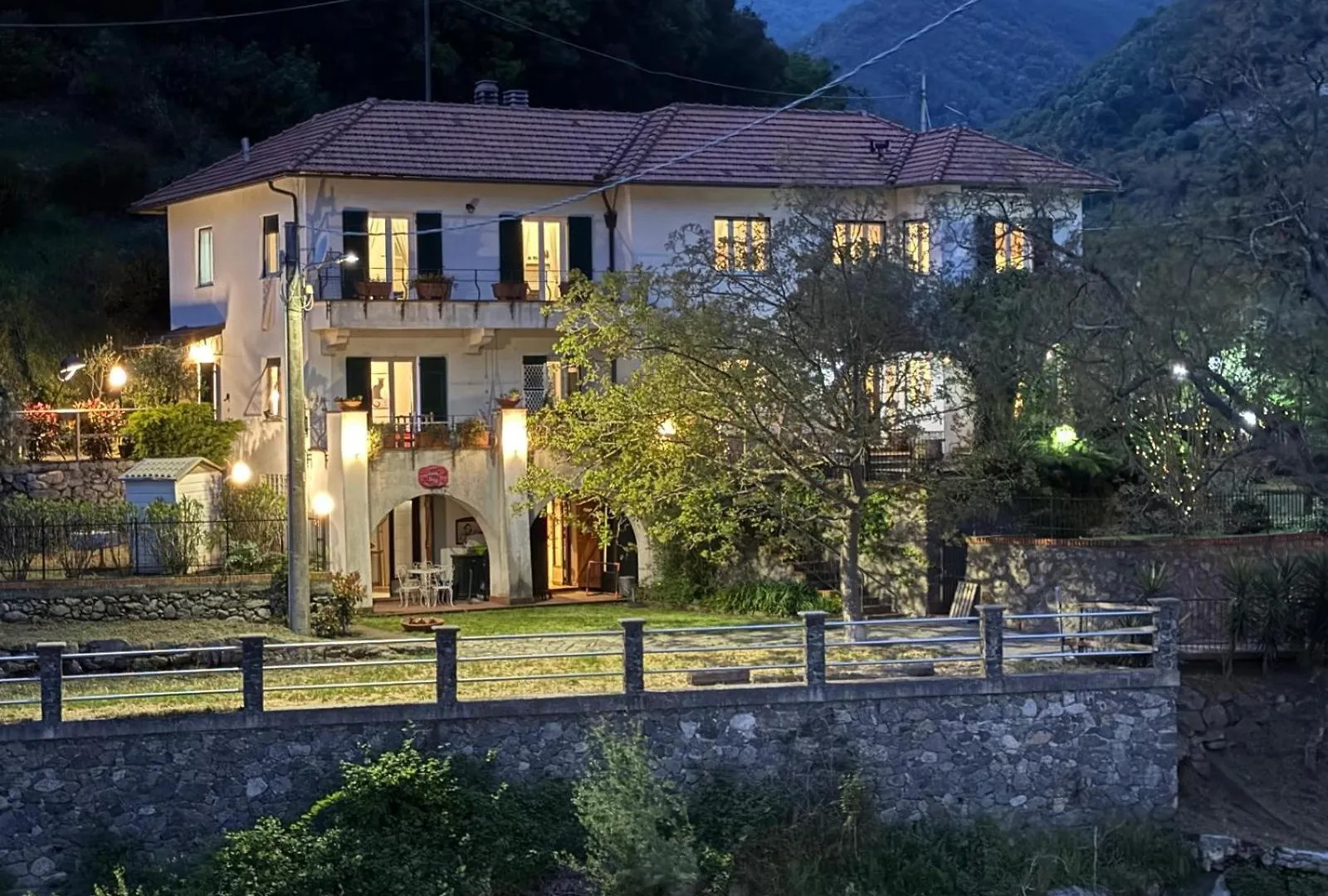 Appartamento In Villa A 5 Km Dal Mare Albisola Superiore