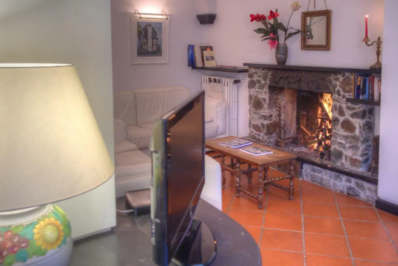 Appartamento In Villa A 5 Km Dal Mare Albisola Superiore Italy