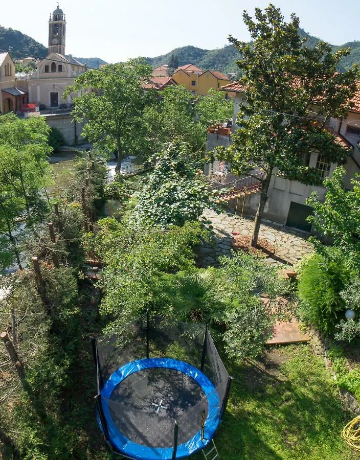 Appartamento In Villa A 5 Km Dal Mare Albisola Superiore 0*,  Włochy