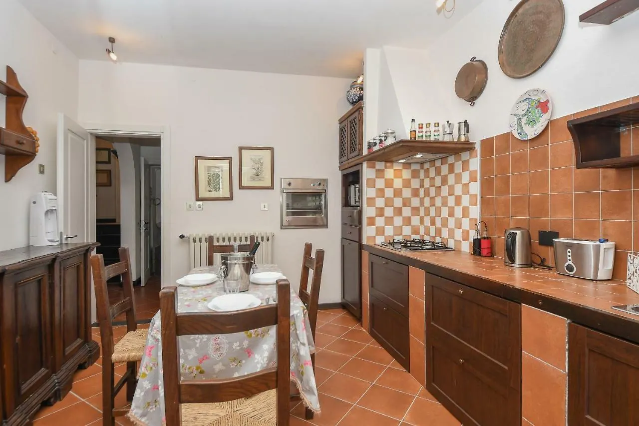 Appartamento In Villa A 5 Km Dal Mare Albisola Superiore